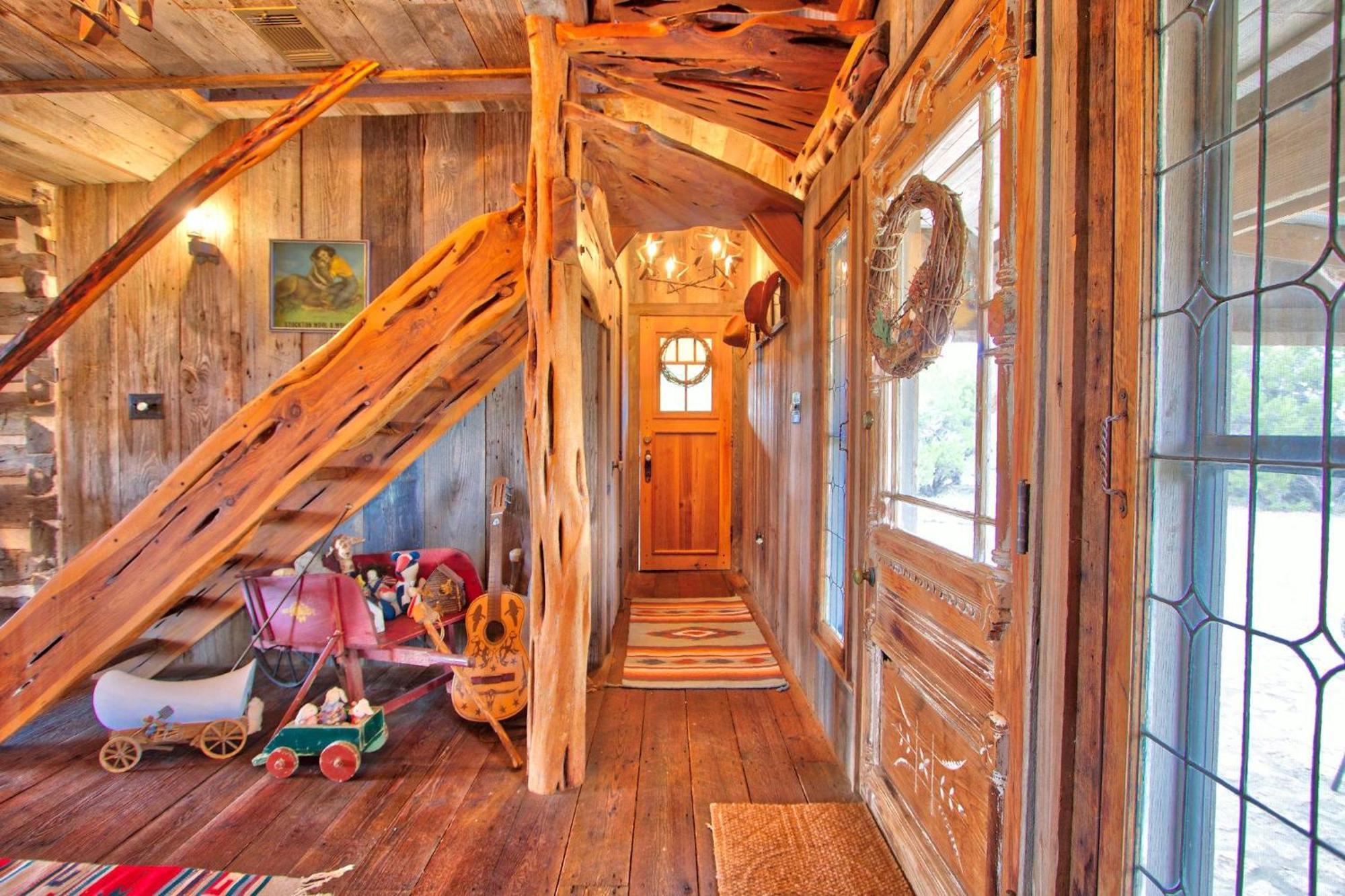 Log Cabin At Old Glory Ranch Wimberley Dış mekan fotoğraf